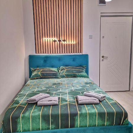 Апартаменты 15. Little Studio Бухарест Экстерьер фото