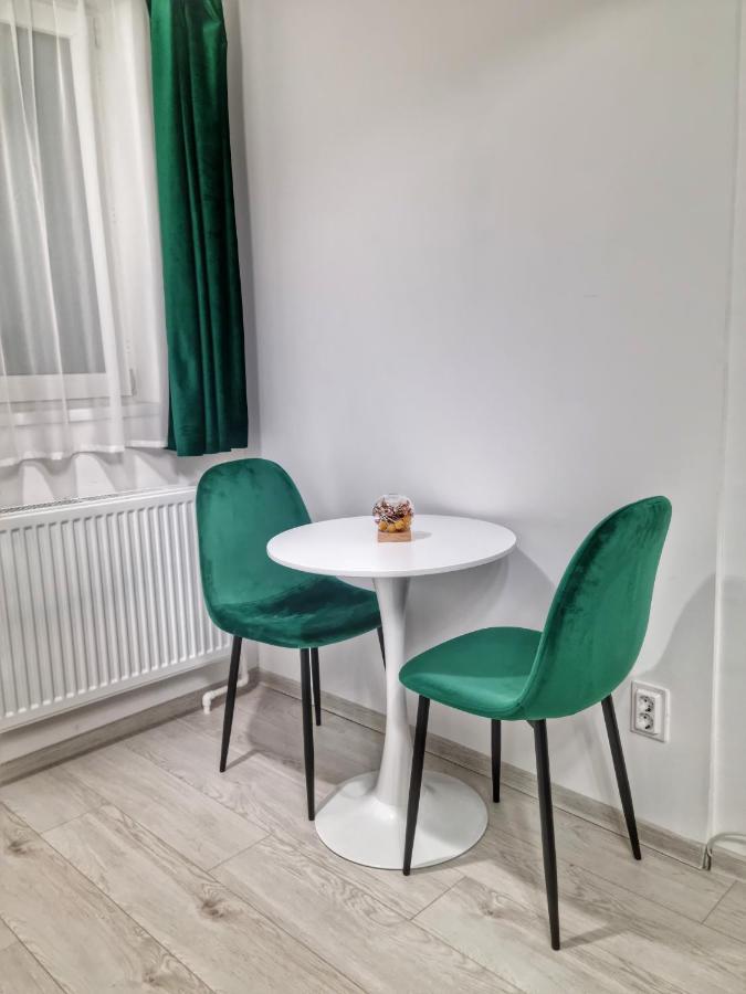 Апартаменты 15. Little Studio Бухарест Экстерьер фото